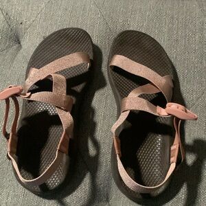 Women’s Chacón’s